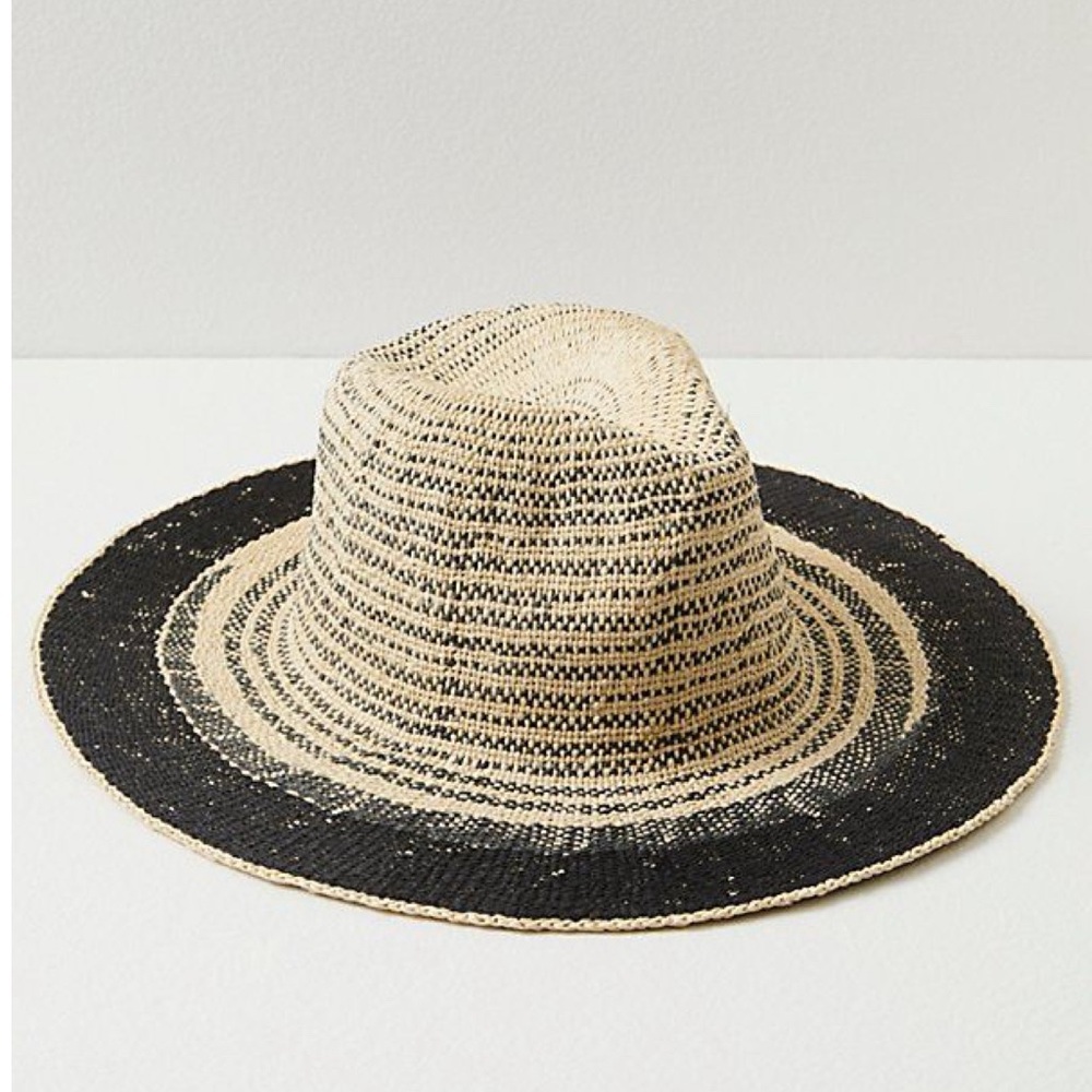NWOT Free People Soft Spoken Packable Black & Tan Woven Hat